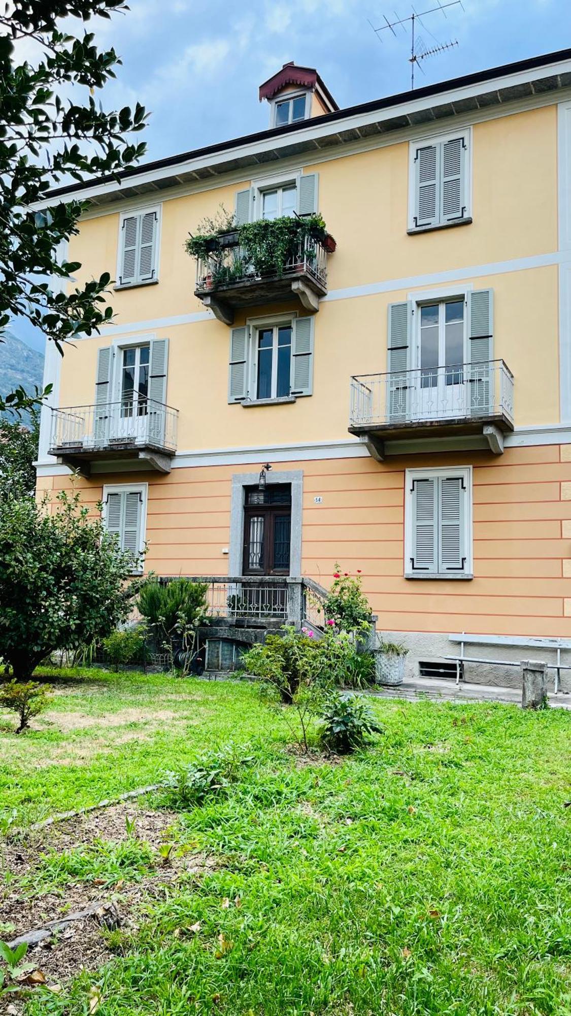 Апартаменти Antica Casa Storica Con Giardino Домодоссола Екстер'єр фото